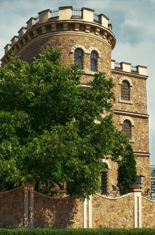 Château Cojușna / Migdal-P